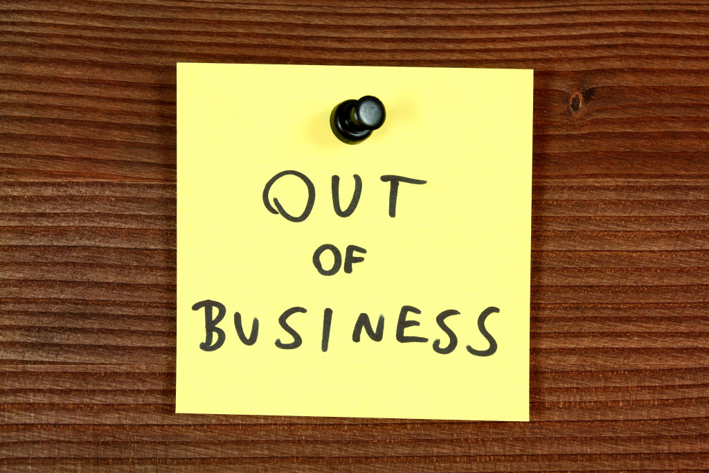 Out of business sticky note